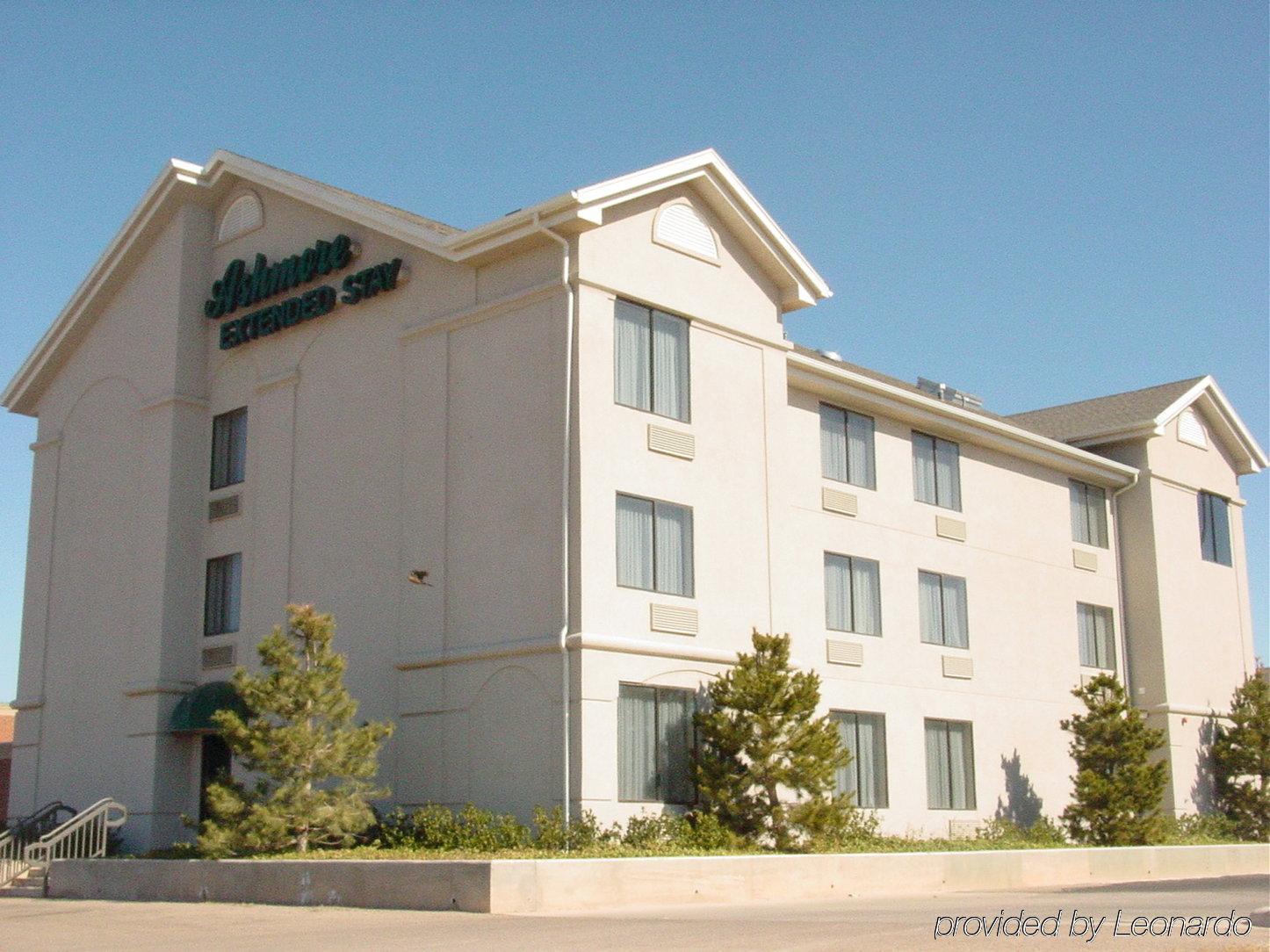 Ashmore Inn And Suites Lubbock Esterno foto