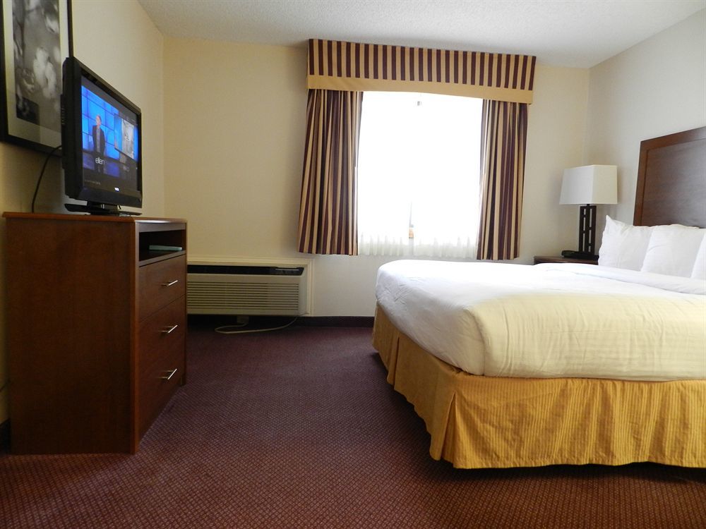 Ashmore Inn And Suites Lubbock Esterno foto