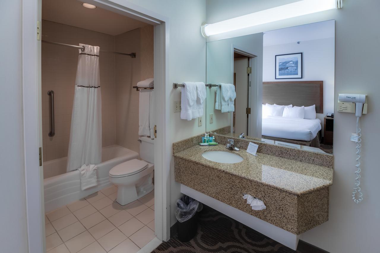 Ashmore Inn And Suites Lubbock Esterno foto